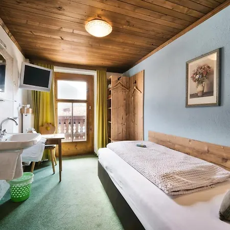 Der Steinbock - 2* St. Anton am Arlberg