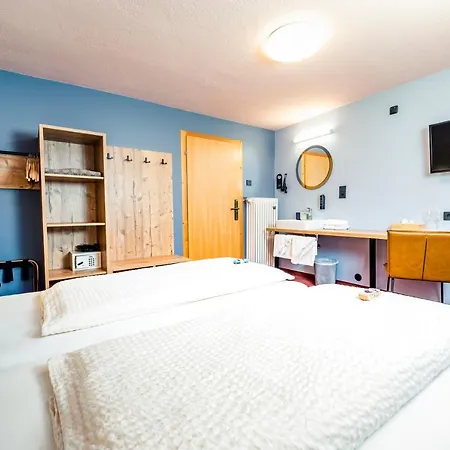 Guest house Der Steinbock - 300 Jahre Alte - Tirol