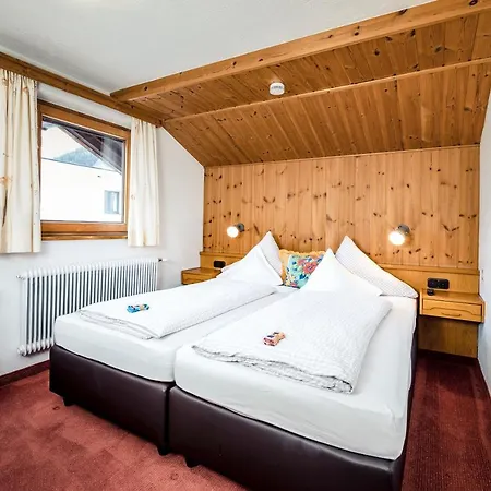 Guest house Der Steinbock - 300 Jahre Alte - Tirol 2*