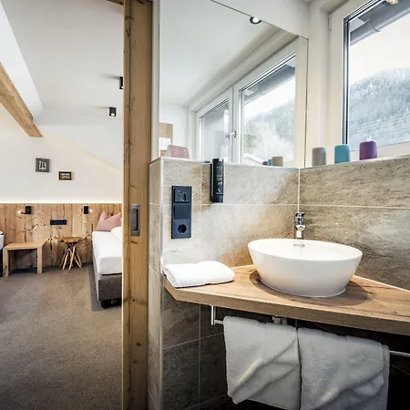 Der Steinbock - 300 Jahre Alte - Tirol Vendégház Sankt Anton am Arlberg