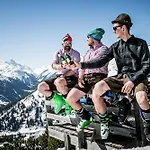 Der Steinbock - 300 Jahre Alte - Tirol بيت ضيافة 2*