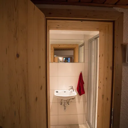 Der Steinbock - 300 Jahre Alte - Tirol 2* سانكت أنتون ام ارلبرغ