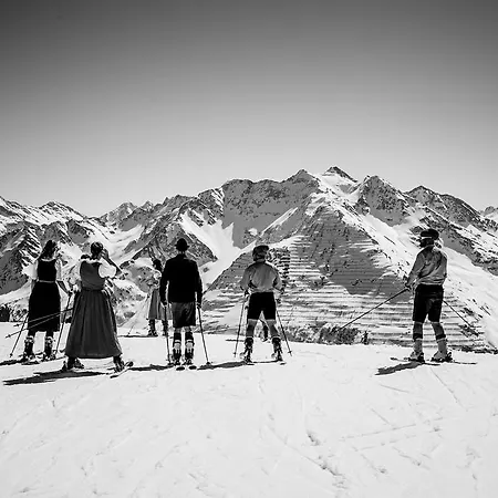 Der Steinbock - 300 Jahre Alte - Tirol بيت ضيافة