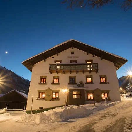 Der Steinbock - 300 Jahre Alte - Tirol Guest house