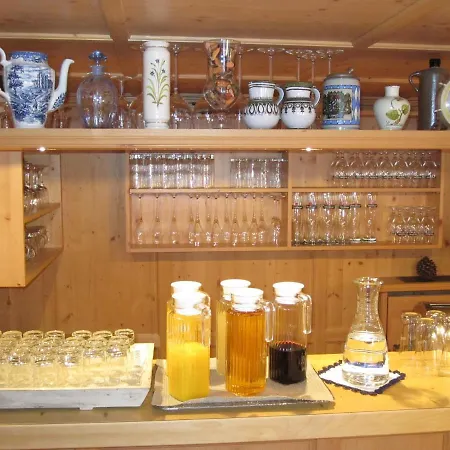 Guest house Der Steinbock - 300 Jahre Alte - Tirol